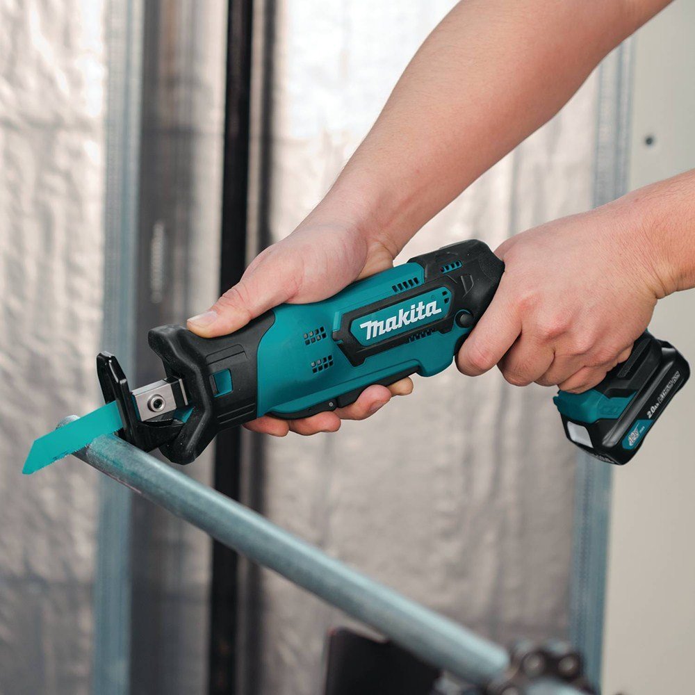 12V Cordless Lithium-Ion Reciprocating Saw Kit W613170